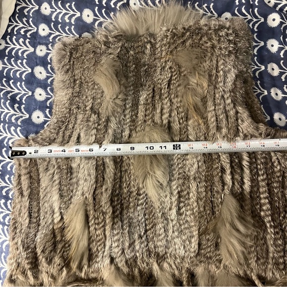 Genuine Fur Boho Grey Open Front Vest - Picture 9 of 10